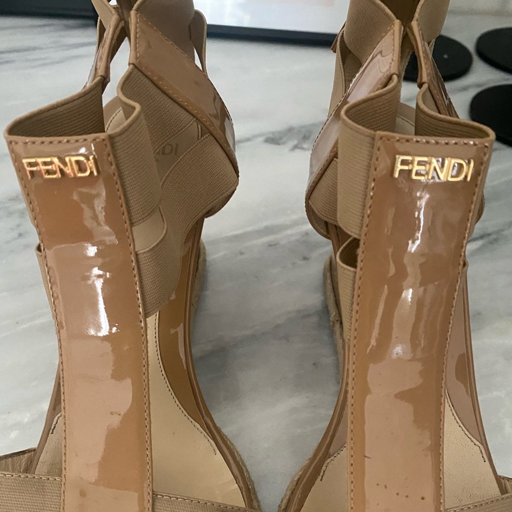 Fendi heeled sandals - Picture 2 of 5